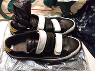 SPINGLE MOVE  (面交 商品價 x 10 倍）