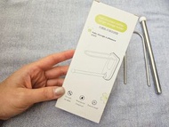 壁掛式不鏽鋼衣架收納架- 象牙白色(兩套)-全新, TWO for $20