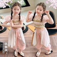 Girls Show Fashion