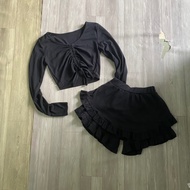2hand set black ribbed wool waist 56 to 69cm length 35cm code 273