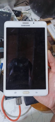 Cụm xác Samsung Tab T285 còn màn Bị lỗi main