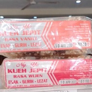 Kueh Jepit NY. Yo - Oncom Raos
