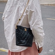 Chanel香奈兒 23C琺瑯 hobo水桶包 黑金