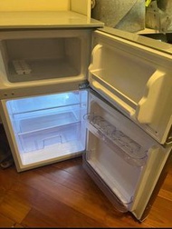 Winot MT89D 81L 2 doors refrigerator