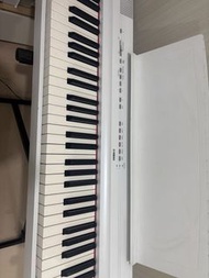 p125 Yamaha digital piano with x stand pedal and bag