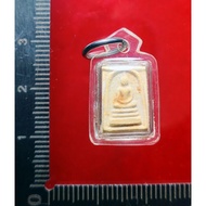 Somdej 顺德 特小模Phim kanean
Wat rakang
佛历B.E 2545
龙婆满加持
Luang phor mun wat banjan pluksek
Nur pom 经粉材料