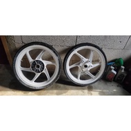 Rim cb 150 r old