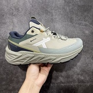 Hoka Speedgoat 5 Gore-Tex 越野跑鞋