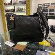 東區正精品㊣CHANEL A93824 香奈兒黑色牛皮金銀雙色皮穿鍊帶流浪包肩背包斜背包中款 RZ6387
