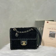 CHANEL 22C滾邊粗毛呢豆腐包 - 小號黑金