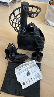 網球發球機 Tennis ball machine