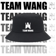พร้อมส่ง หมวก LOGO Team wang  ทีมหวัง  GOT7 KPOP หมวกบักเก็ตพิมพ์ลาย สไตส์เกาหลี หมวกบักเก็ตพิมพ์ลาย Team wang JACKSON WANG