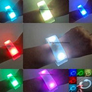 [ORGM] 8 MODE 7 WARNA | Gelang Lampu Silikon Karet Bisa Melar Gelang LED Lampu Warna Warni Gelang Ko