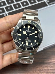 ⚜️未使用品 行保 有門市⚜️ TUDOR M25610TNL-0001 PELAGOS LHD automatic watch 帝舵 鈦金屬 左霸的 自動機械錶