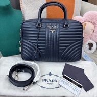 【全新品】Prada 深藍色Diagram全皮手提單肩包