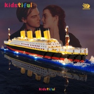 Titanic Building Blocks Assembly Toys Giant Cruise Ship Model Educational Toys for Boys and Girls