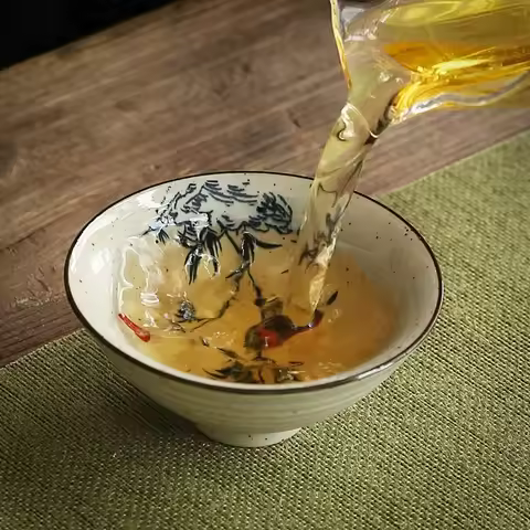 Chinese Handmade Ceramic Tea Cups, Kung Fu Tea Sets with Bamboo Hats, XH001