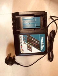 牧田18v充電器