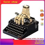Adams Family Wednesday Pet Thing Broken Hand Typewriter Ornaments Creative Assembly Model Collection