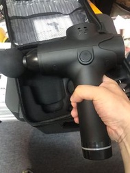 特價中！尖沙咀店取或順豐寄出！ 全新現貨！Fascial Gun EM003 高頻率肌肉按摩槍 振動肌肉按摩槍 全身按摩 深度肌肉按摩 減肥 深層按摩 減肥神器 按摩儀 家庭電器 按摩槍 筋膜按摩槍