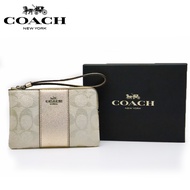 กระเป๋า กระเป๋าถือ กระเป๋าตังค์  COACH_FASHION BOXED CORNER ZIP WRISTLET IN SIGNATURE CANVAS WITH STRIPE F38655