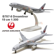 Diecast Japan Airlines Boeing B787-8 Dreamliner 19 cm 1:300 Airplane Model