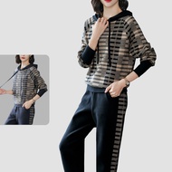 ชุดเซ็ทขึ้นเครื่อง (Airport Look) มีฮู้ดปรับได้ จั้มแขน-ขา-เอว เนื้อผ้ายืดหยุ่นใส่สบาย