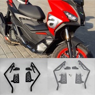 Aprilia SR-GT 200 Crashbar