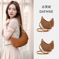 Daphne. Daphne New women's crossbody bag, underarm bag, crescent bag10125