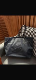 Chanel雙面牛皮tote單肩中古包 容量很大可以裝電腦噢 
