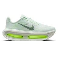 NIKE Vomero Premium รองเท้าวิ่งผู้ชาย