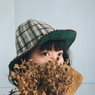 設計手作-小福爾摩斯咖啡拿鐵格紋球球山丘帽漁夫帽