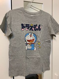 二手 // Uniqlo UT X 哆啦A夢T-shirt 短袖上衣 灰色 150CM Doraemon ドラえもん