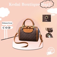 Beg bahu Bantal Bantal Bantal Bantal Boston Boston Boston, mesti mempunyai sukan luaran