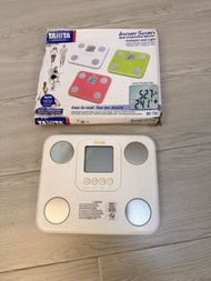 Tanita InnerScan BC-730 體脂計