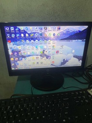 Dijual monitor komputer Samsung 19 in HP 17 in 15 in LG 19 in