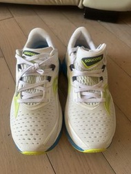 Saucony - Endorphin Speed 4