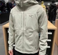 外國預訂 2色選 Arcteryx 刺繡logo gamma 户外機能拉鍊口袋 風褸連帽外套