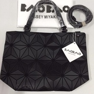 BAO ISSEY MIYAKE NEW STYLE Colour BLACK