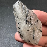 BKR43 ไหมดำ Black Rutilated Quartz  แก้วขนเหล็ก ของแท้ หินธรรมชาติ หินสี พลอยดิบ หินแร่ ของสะสม หินมงคล จากธรรมชาติ