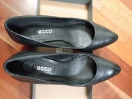 ECCO 黑色高跟鞋 Black High Heels