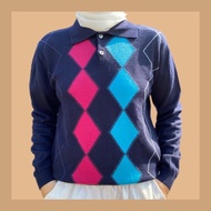Argyle sweater Collar