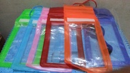 WATERPROOF / AIR BAG ANTI AIR ( MUAT SAMPAI HP LAYAR 5,5INCH )