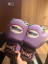 Twins 拳套8oz