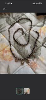 Chanel 穿皮腰鏈頸鏈