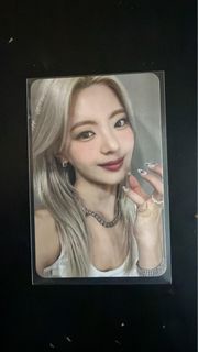 itzy lia小卡