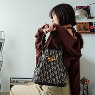 Dior C'est Dior Oblique 緹花布手提斜背水桶包-中(藍)