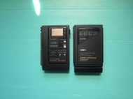 AIWA HS-J202  插電可過電. 不可電台無卡帶功能 AIWA HS-JL303.裝電池可過電當故障機.