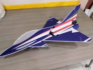 Xiangyi Model J-10 โดรนแบบควบคุมระยะไกล ลำตัวแข็ง ขนาดเล็ก สำหรับเล่นในบ้านและกลางแจ้ง เครื่องบินโมเ