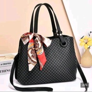 Tas Wanita Cantik  Tas Fashion Wanita Tas Slinkbag motiv moco 666